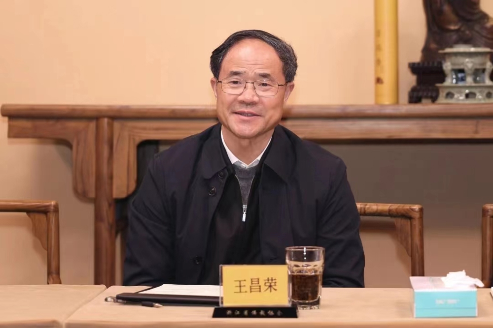 省政协副主席、党组副书记王昌荣 走访慰问省佛教协会