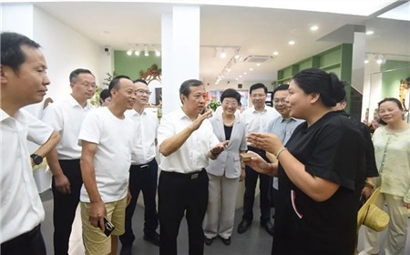 廉毅敏在宁波台州调研：在推进共同富裕先行示范中深化城乡一体融合高质量发展