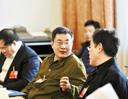 心系民生 共商国是