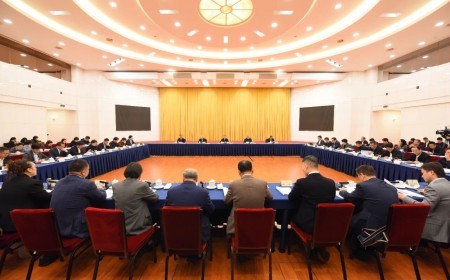 省政协举行政企协商会  围绕营造一流创新生态协商议政  廉毅敏主持