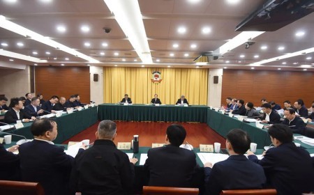 省政协举行专家协商会  围绕加快卓越工程师队伍建设协商议政  廉毅敏主持