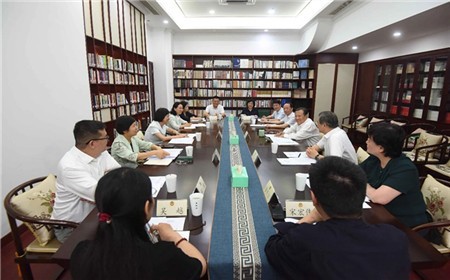 省政协习近平新时代中国特色社会主义思想学习座谈小组召开第二季度学习座谈会  廉毅敏参加
