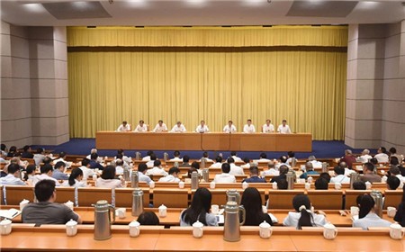 认真学习贯彻习近平总书记重要讲话精神  深学笃行习近平党建思想  扎实开展树立和践行正确政绩观学习教育  廉毅敏讲话