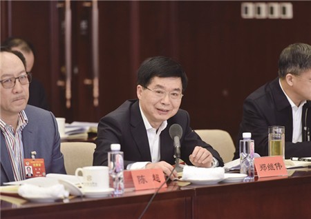 委员建议
