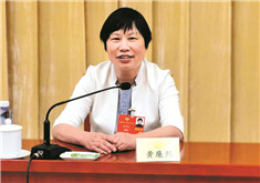 委员发言